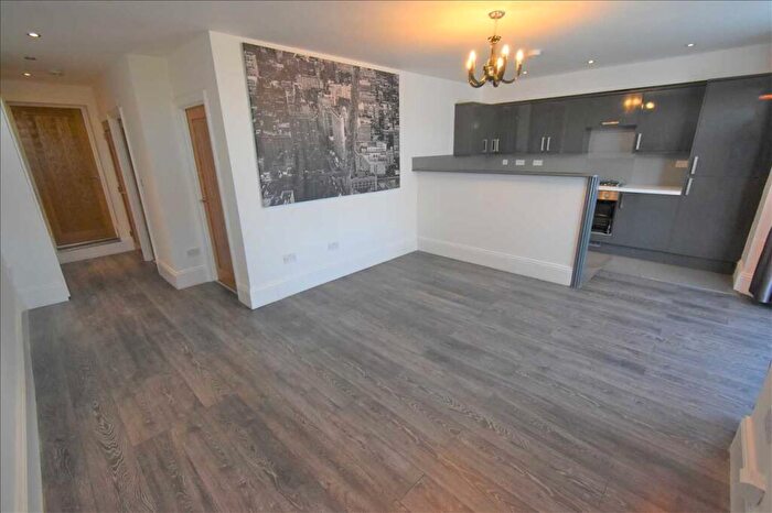 2 Bedroom Apartment To Rent In Highfield Road, Dartford, DA1