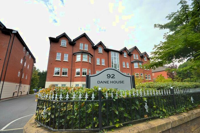 2 Bedroom Apartment To Rent In Northenden Road, Sale, M33