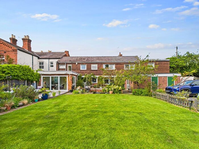 4 Bedroom House For Sale In The Coach House, Heath Road, Upton, CH2