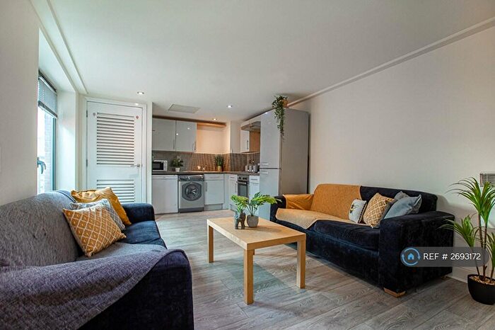 4 Bedroom Flat To Rent In Regent Terrace, Sheffield, S3