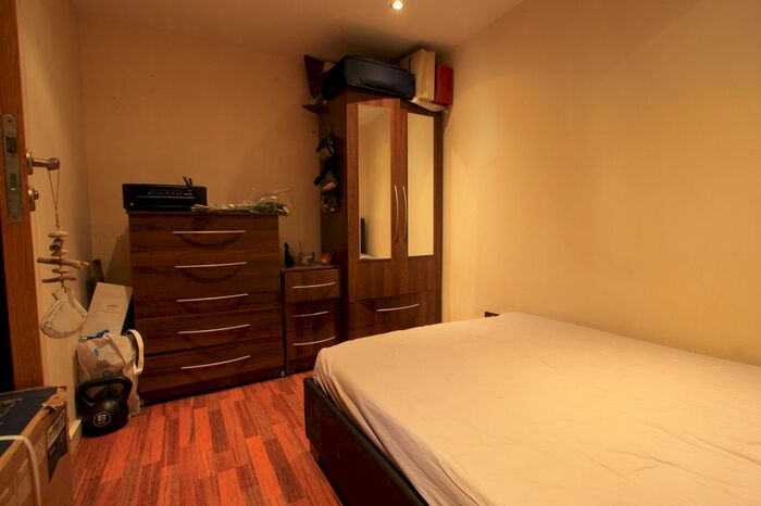 3 Bedroom Terraced House To Rent In Alderbrook Road, London, SW12