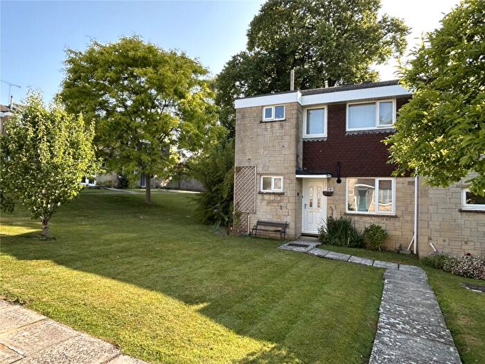 3 Bedroom End Of Terrace House For Sale In St. Swithins Close, Sherborne, DT9