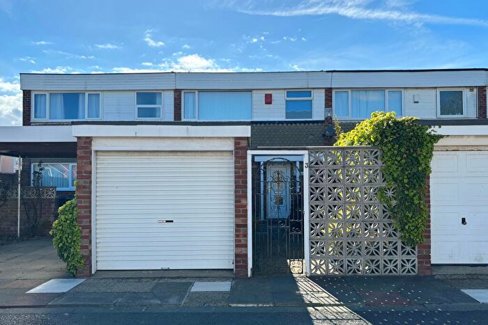 3 Bedroom Terraced House For Sale In St Johns Place, Whitley Bay, Tyne And Wear, NE26
