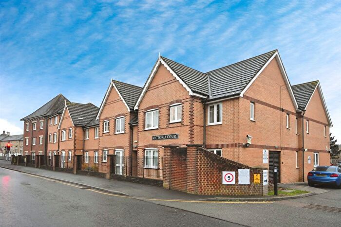 2 Bedroom Flat For Sale In Railway Street, Braintree, CM7