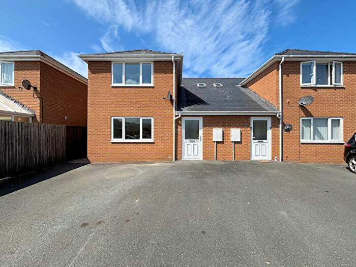 2 Bedroom Semi-Detached House For Sale In B Swn Y Wylan, Tywyn, Gwynedd, LL36