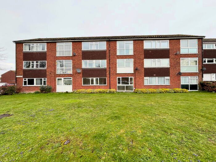 2 Bedroom Apartment To Rent In The Twitchell, Baldock, SG7