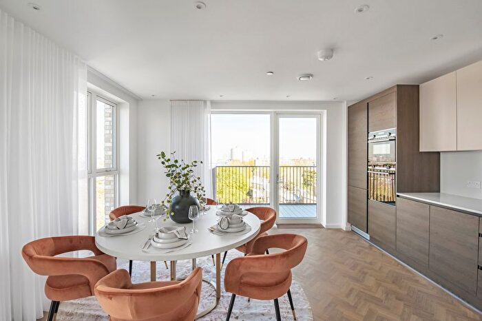 1 Bedroom Flat For Sale In Mullins Place, London, SW4