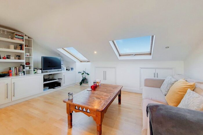 1 Bedroom Flat To Rent In Rattray Road, Brixton, SW2