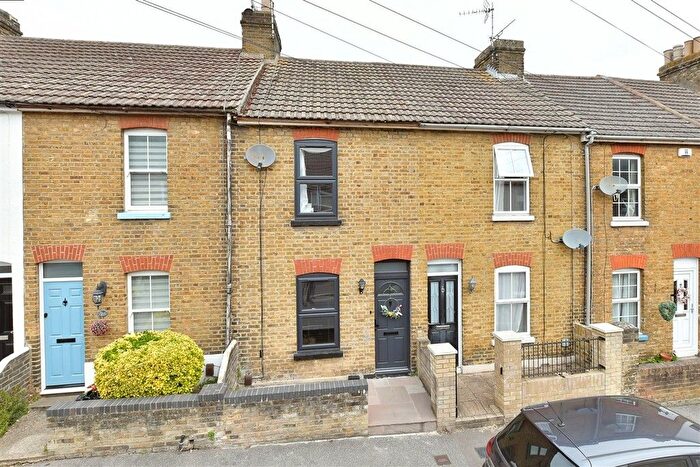 3 Bedroom Terraced House For Sale In Ivy Street, Rainham, Gillingham, Kent, ME8