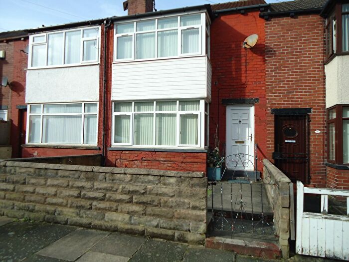 3 Bedroom Terraced House For Sale In Longroyd Street North, Beeston, LS11