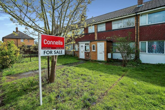 3 Bedroom Terraced House For Sale In Butely Road, Luton, LU4