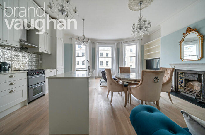 2 Bedroom Flat To Rent In Chesham Place, Brighton, East Sussex, BN2