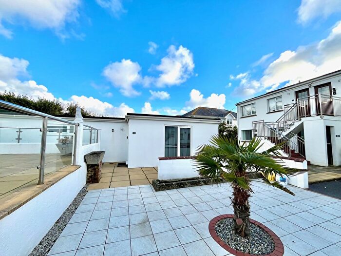 2 Bedroom Bungalow To Rent In Newquay, TR8