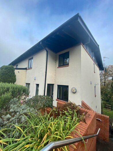 2 Bedroom Flat To Rent In Woodridge, Bridgend, CF31