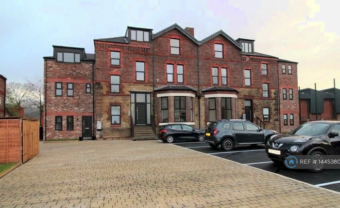 2 Bedroom Flat To Rent In Merchant Court, Crosby, Liverpool, L23