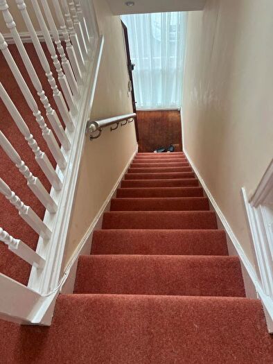 2 Bedroom Maisonette To Rent In Breakspear Road North, Harefield, UB9