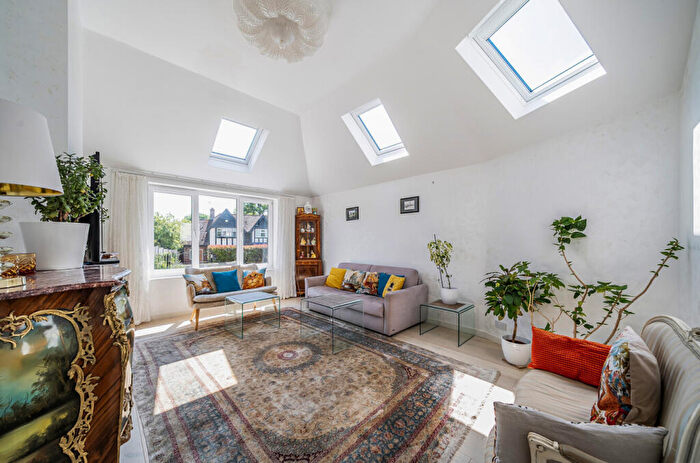 4 Bedroom Detached House For Sale In Turnoak Avenue, Woking, Surrey, GU22