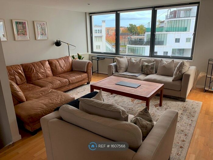 3 Bedroom Flat To Rent In Lanark Street, Glasgow, G1