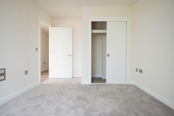 3 Bedroom Flat To Rent In The Kell, Gillingham Gate Road, Gillingham, ME4