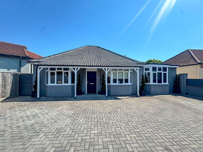 3 Bedroom Detached Bungalow For Sale In Elm Tree Road, Locking, Weston Super Mare, BS24