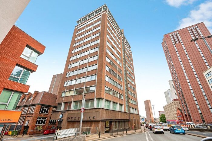 2 Bedroom Flat For Sale In Suffolk Street Queensway, Birmingham, B1