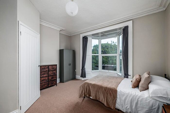 1 Bedroom House To Rent In Cheltenham Place, Mutley, Plymouth, PL4