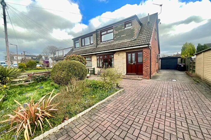 3 Bedroom Semi-Detached House For Sale In Barber Close, Todwick, Sheffield, Rotherham, S26