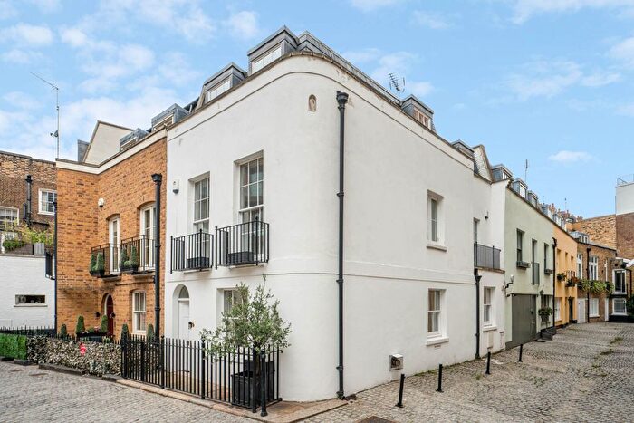 3 Bedroom Property For Sale In Montpelier Mews, Knightsbridge, London, SW7