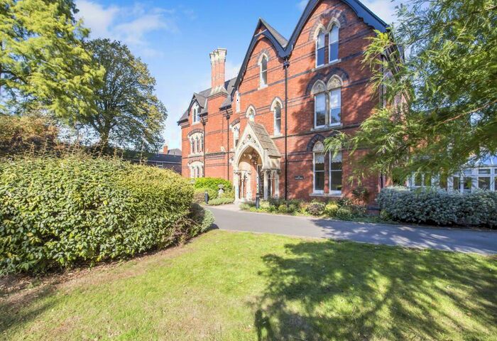 2 Bedroom Apartment To Rent In Scholars Walk, Leicester, LE2