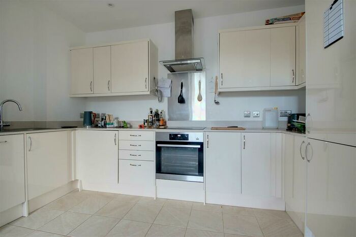 2 Bedroom Apartment To Rent In Western Road, Tring, HP23