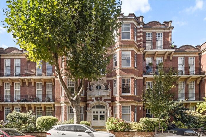 2 Bedroom Flat For Sale In Riverview Gardens, Barnes, London, SW13