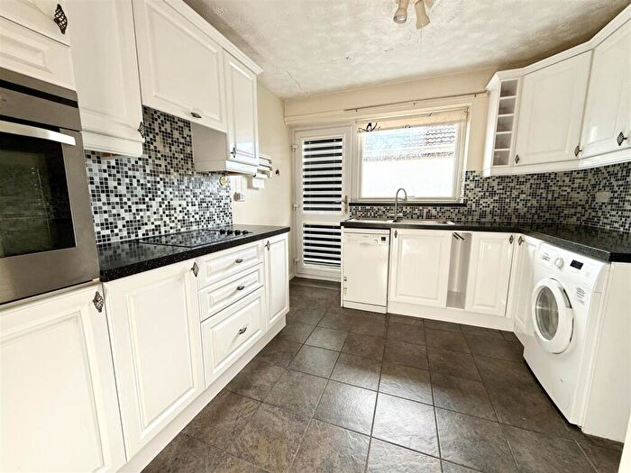 3 Bedroom Detached Bungalow For Sale In Staithe Road, Martham, NR29