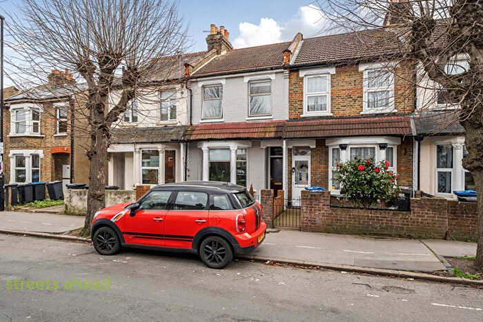3 Bedroom Terraced House For Sale In Davidson Road, Croydon, CR0