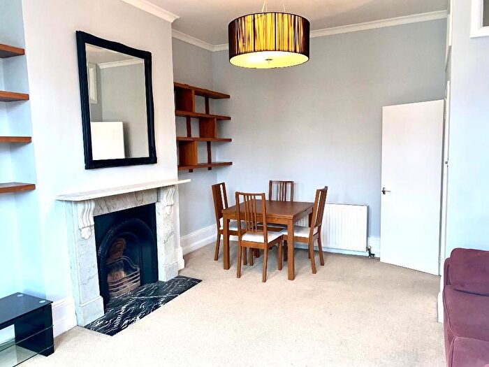 2 Bedroom Flat To Rent In Bonham Road, London, SW2