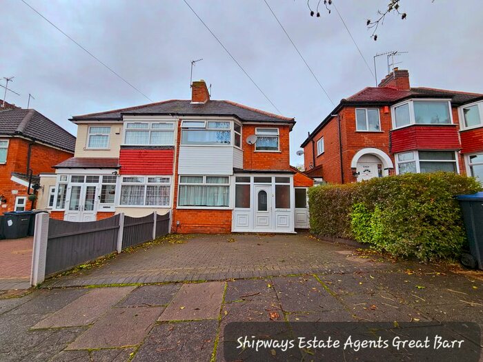 3 Bedroom Property To Rent In Rockford Road, Great Barr, Birmingham, B42