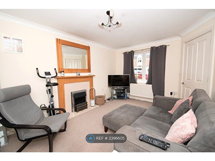 2 Bedroom Terraced House To Rent In Dunstans Drive, Winnersh, RG41