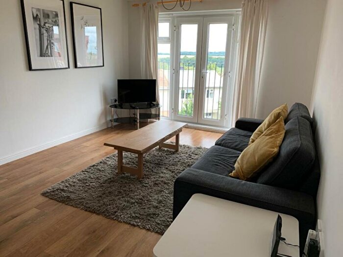 2 Bedroom Flat To Rent In Ellington Court, Headington, OX3