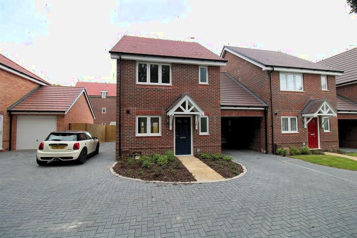 3 Bedroom Detached House To Rent In Boniface Close, Fontwell, Arundel, BN18