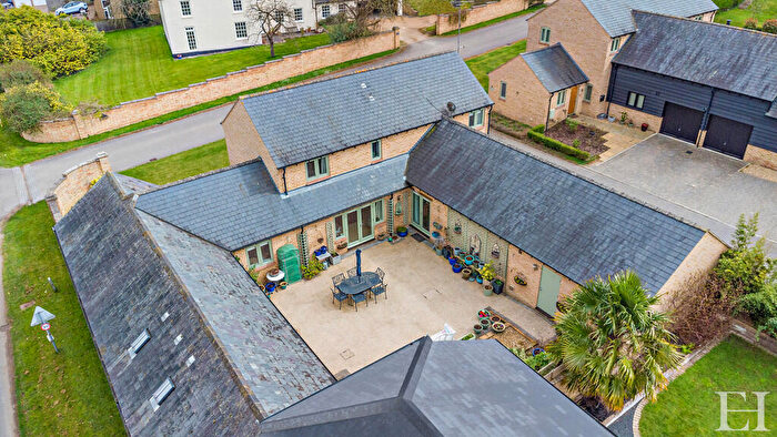 5 Bedroom Detached House For Sale In Abbotsley, St. Neots, PE19