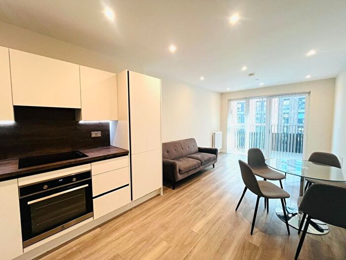 1 Bedroom Flat To Rent In Tansy House, Forest Road, Walthamstow, E17