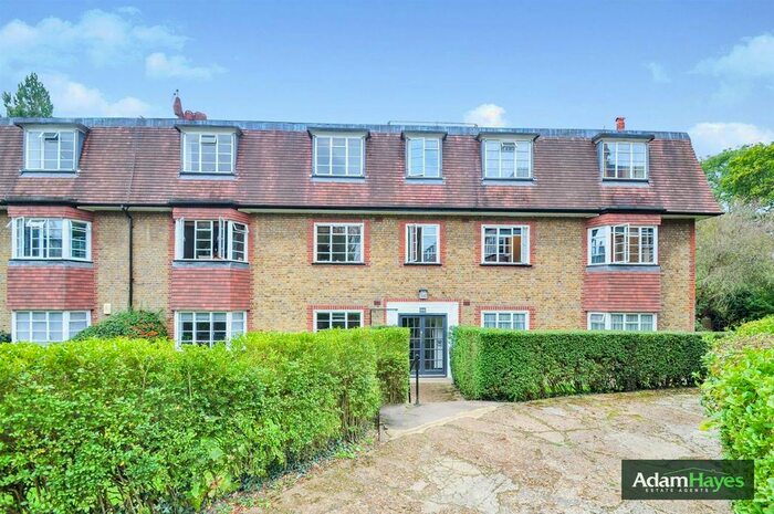 2 Bedroom Flat To Rent In Denison Close, East Finchley, N2