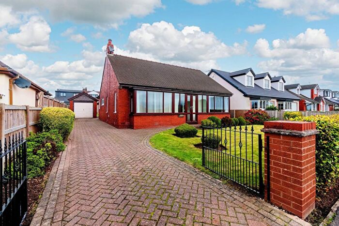 2 Bedroom Detached Bungalow To Rent In New Lane, Croft, WA3