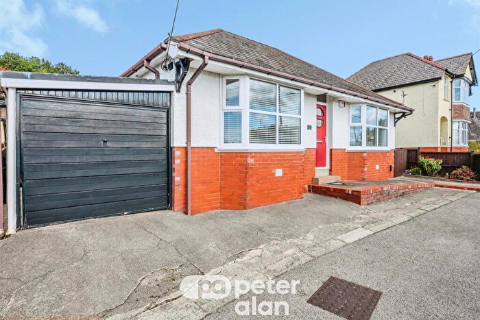 2 Bedroom Detached Bungalow For Sale In Usk Road, Pontypool, NP4