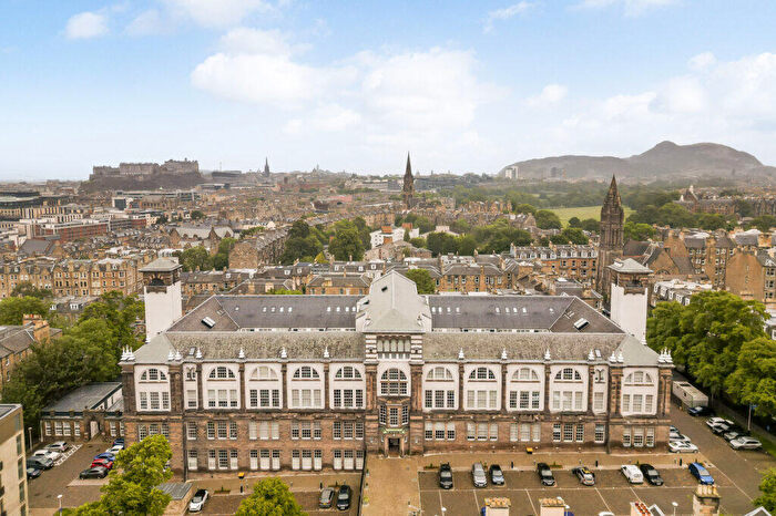 3 Bedroom Duplex For Sale In / Viewforth, Bruntsfield, Edinburgh, EH10