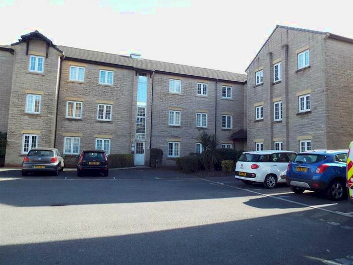 2 Bedroom Apartment To Rent In Langwood Court, Haslingden, Rossendale, BB4