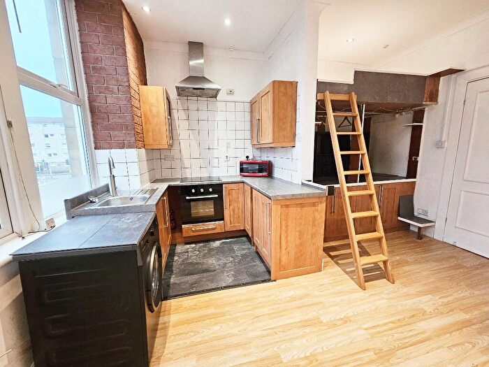 Studio To Rent In George Street, Paisley, Renfrewshire, PA1