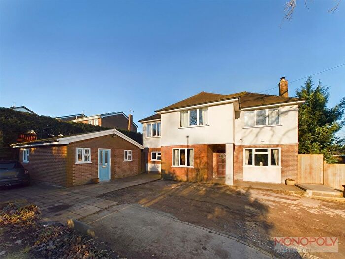 4 Bedroom Detached House For Sale In Kingsmills Road, Wrexham, LL13