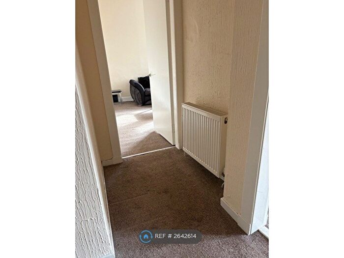 1 Bedroom Flat To Rent In Farmeloan Road, Glasgow, G73