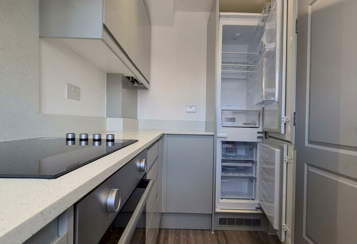 3 Bedroom Semi-Detached House To Rent In New Road, Aylesford, Kent, ME20