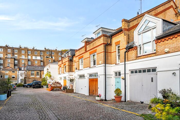 3 Bedroom Mews For Sale In Wilby Mews, London, W11
